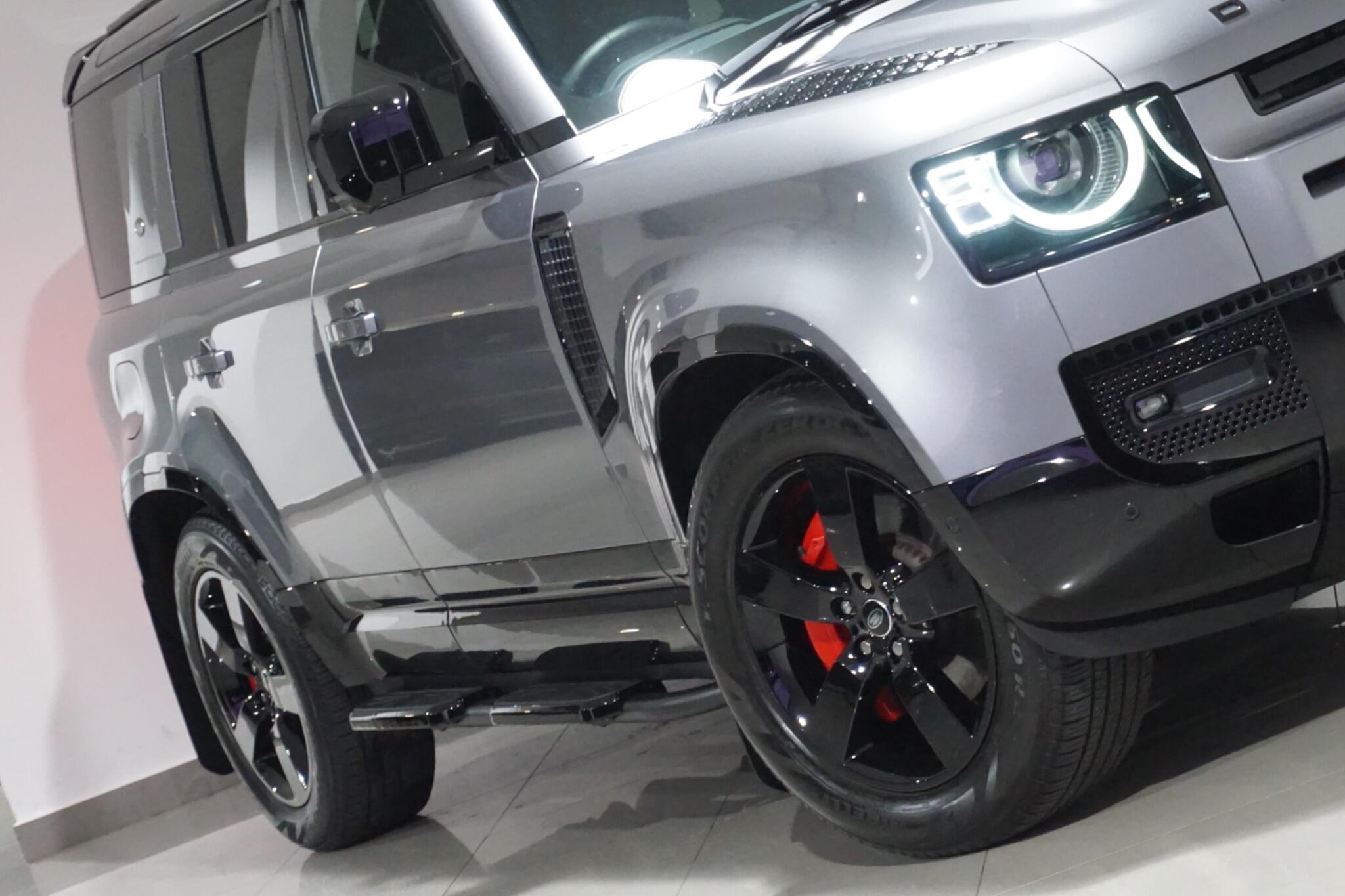 Land Rover Defender 110 2.0 P400e 15.4kWh X-Dynamic HSE SUV 5dr Petrol Plug-in Hybrid Auto 4WD Euro 6 (s/s) (404 ps)